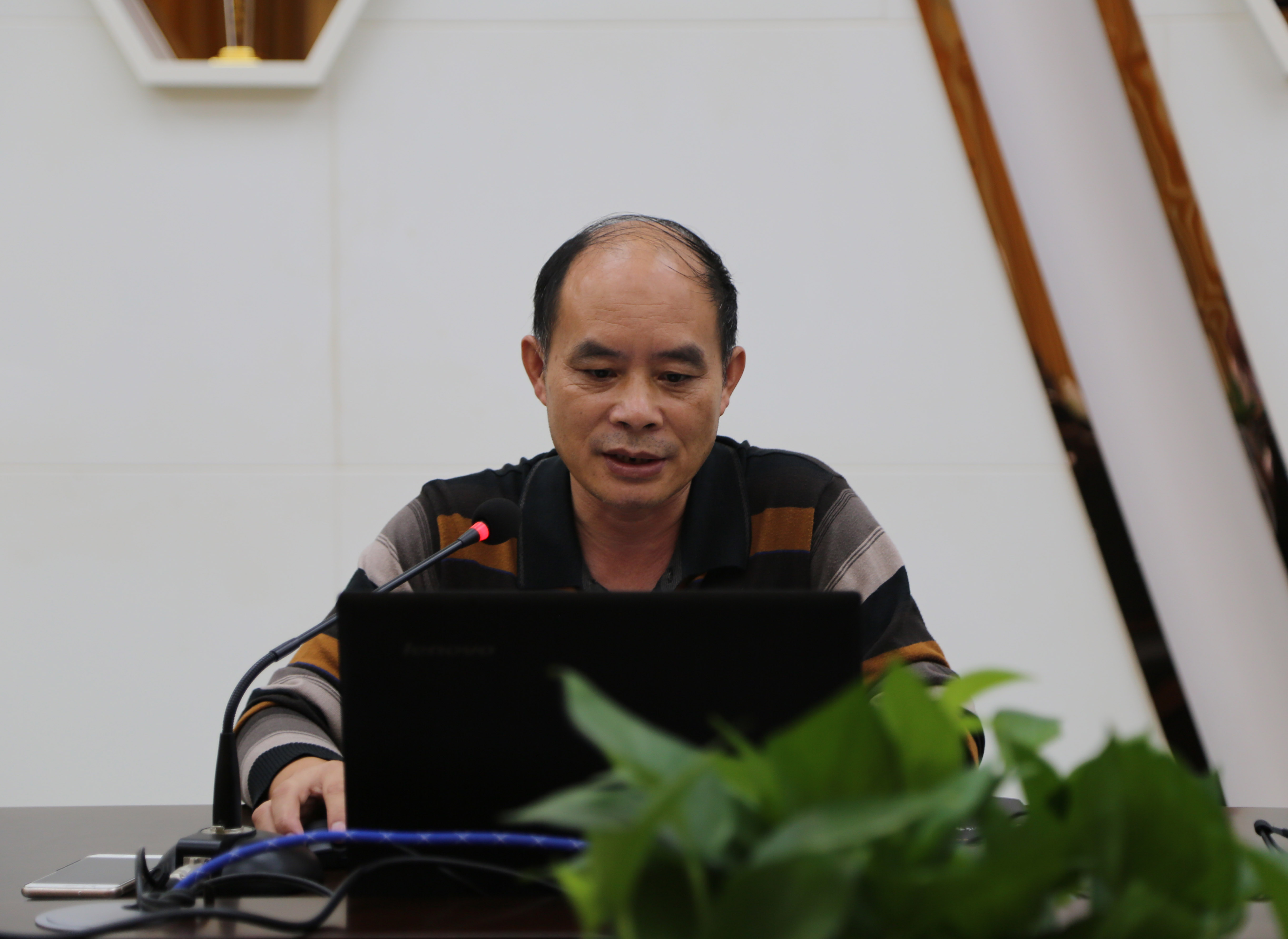 电子游戏app网址大全